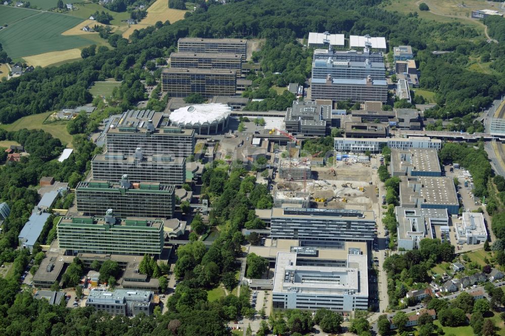 Luftbild Bochum - Abrißarbeiten der Urgebäude der RUB am Campus der Ruhr-Universität Bochum im Bundesland Nordrhein-Westfalen