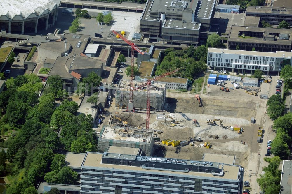 Luftbild Bochum - Abrißarbeiten der Urgebäude der RUB am Campus der Ruhr-Universität Bochum im Bundesland Nordrhein-Westfalen