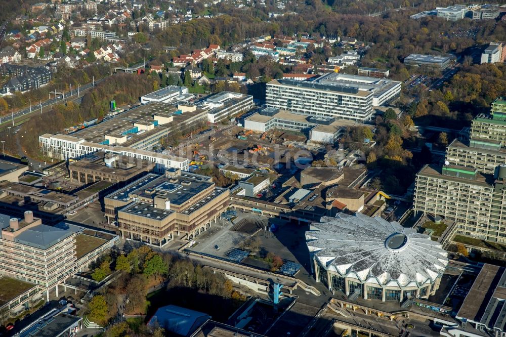 Bochum aus der Vogelperspektive: Abrißarbeiten der Urgebäude der RUB am Campus der Ruhr-Universität Bochum im Bundesland Nordrhein-Westfalen