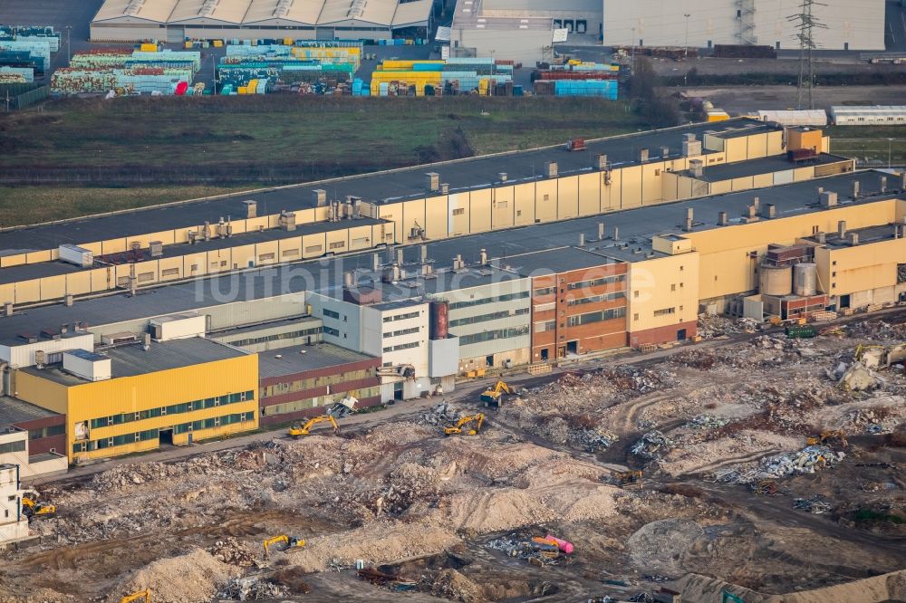 Luftbild Walsum - Abrißarbeiten am Werksgelände der ehemaligen Papierfabrik Norske Skog und der Papierfabrik Haindl in Duisburg im Bundesland Nordrhein-Westfalen - NRW, Deutschland