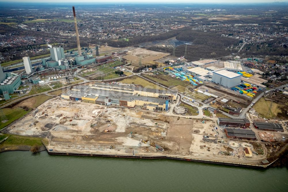 Duisburg aus der Vogelperspektive: Abrißarbeiten am Werksgelände der ehemaligen Papierfabrik Norske Skog und der Papierfabrik Haindl in Duisburg im Bundesland Nordrhein-Westfalen - NRW, Deutschland