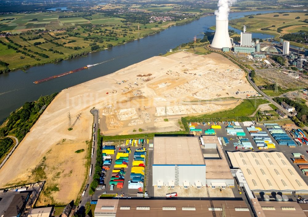 Luftbild Duisburg - Abrißarbeiten am Werksgelände der ehemaligen Papierfabrik Norske Skog und der Papierfabrik Haindl in Duisburg im Bundesland Nordrhein-Westfalen - NRW, Deutschland