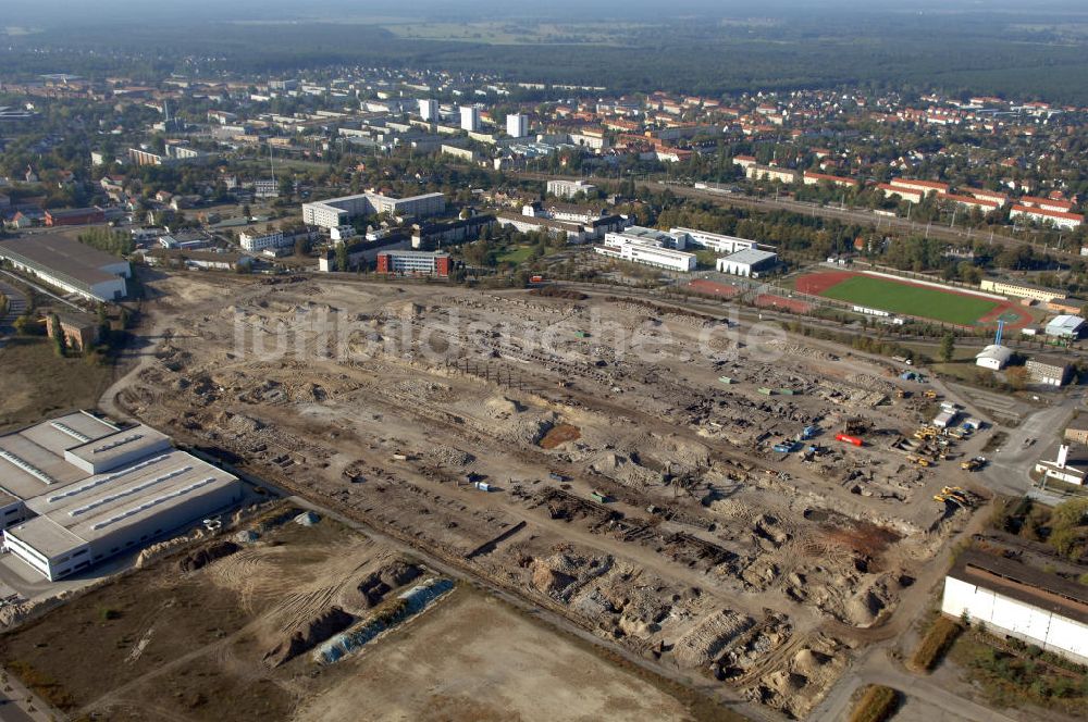 Hennigsdorf von oben - Abrissfläche Altwalzwerk im Gewerbegebiet Nord Hennigsdorf