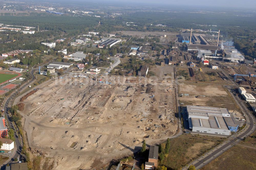 Hennigsdorf von oben - Abrissfläche Altwalzwerk im Gewerbegebiet Nord Hennigsdorf