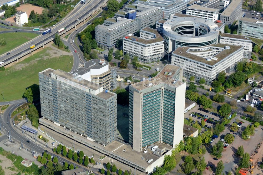 Offenbach am Main von oben - Abrißfläche der Bürohaus- Gebäude Berliner Straße in Offenbach am Main im Bundesland Hessen