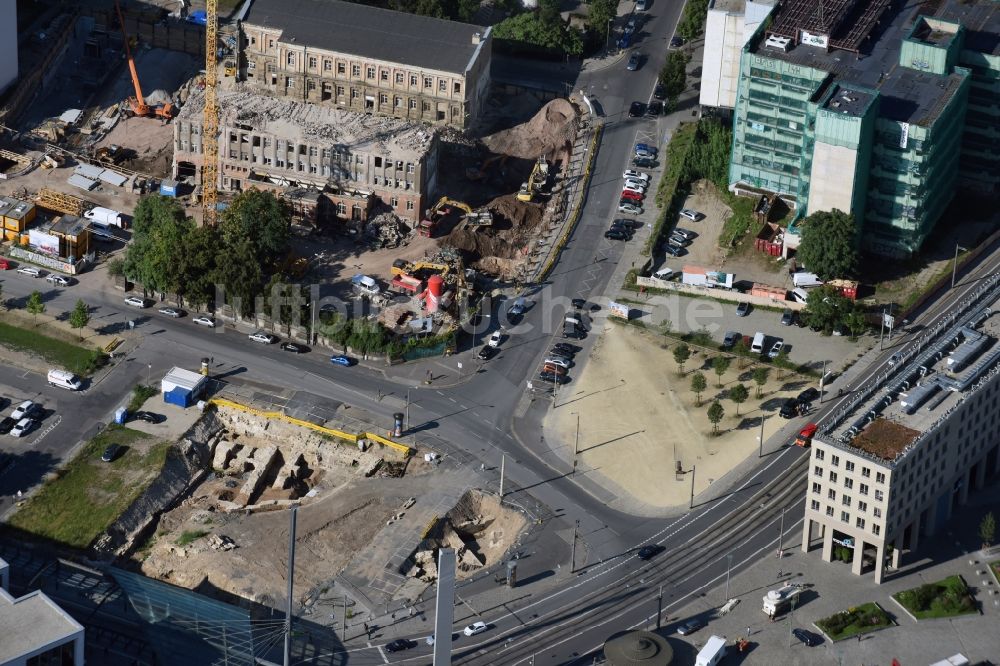 Dresden von oben - Abrißfläche der Bürohaus- Gebäude am Postplatz - Annenstraße - Marienstraße durch die GD Dreßler Bau GmbH in Dresden im Bundesland Sachsen