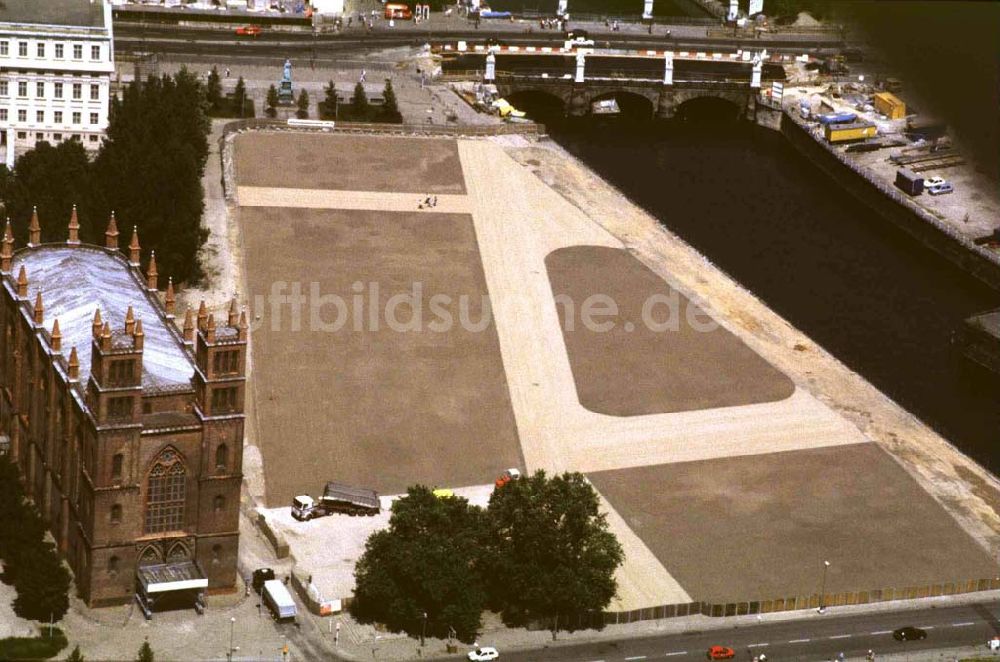 Luftbild Berlin - Abrißfläche des ehem. DDR-Außenministeriums