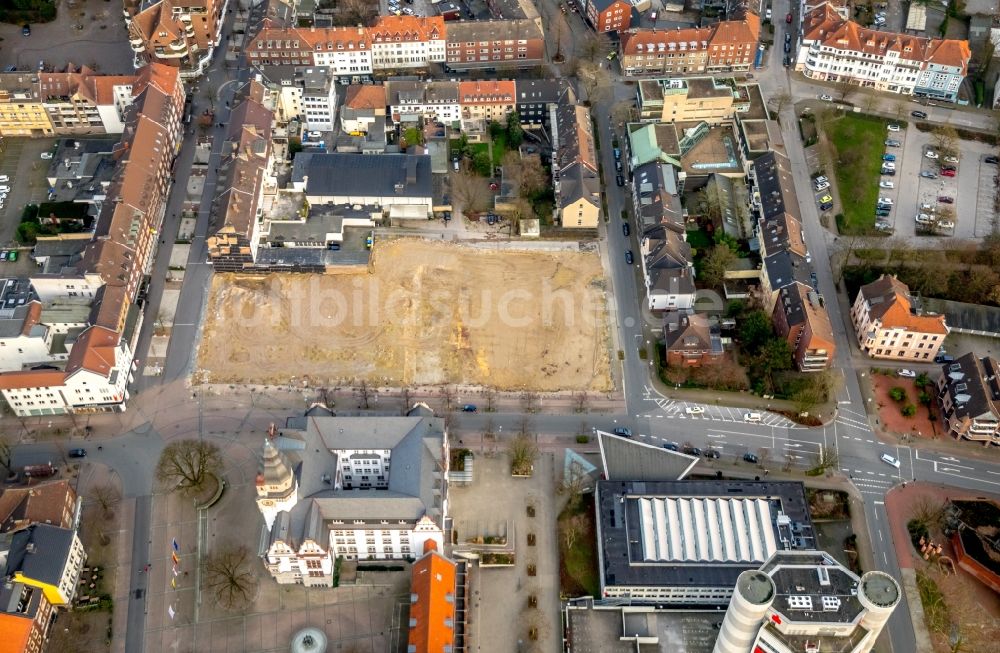 Luftbild Gladbeck - Abrissfläche des ehemaligen Kaufhaus- Gebäudes der Karstadt - Kette an der Friedrich-Ebert-Straße in Gladbeck im Bundesland Nordrhein-Westfalen, Deutschland