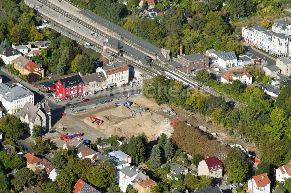 Berlin von oben - Abrissfläche des ehemaligen REWE -Kaufhallen- Gebäudes an der Hönower Straße im Ortsteil Mahlsdorf in Berlin, Deutschland