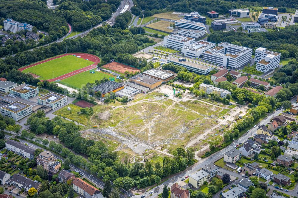 Luftaufnahme Bochum - Abrißfläche des ehemaligen Schul- Gebäude Erich-Kästner-Schule in Bochum im Bundesland Nordrhein-Westfalen