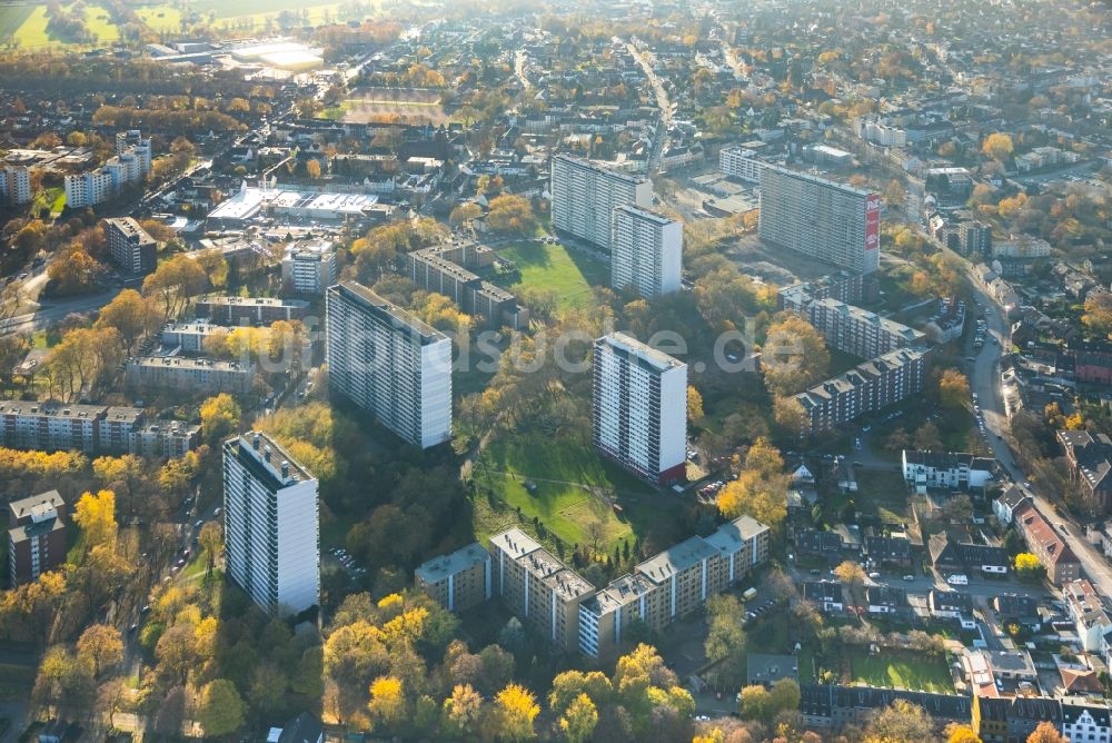 Luftbild Duisburg - Abrißfläche des Gebäudes Hochhaus Weißer Riese an der Friedrich-Ebert-Straße im Ortsteil Homberg-Hochheide in Duisburg im Bundesland Nordrhein-Westfalen, Deutschland