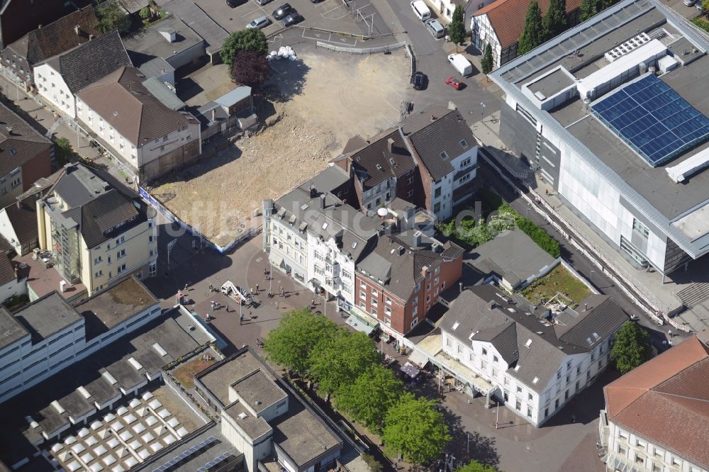 Unna aus der Vogelperspektive: Abrißfläche des Gebäudes der Prünte-Komplex an der Bahnhofstraße - Klosterstraße in Unna im Bundesland Nordrhein-Westfalen