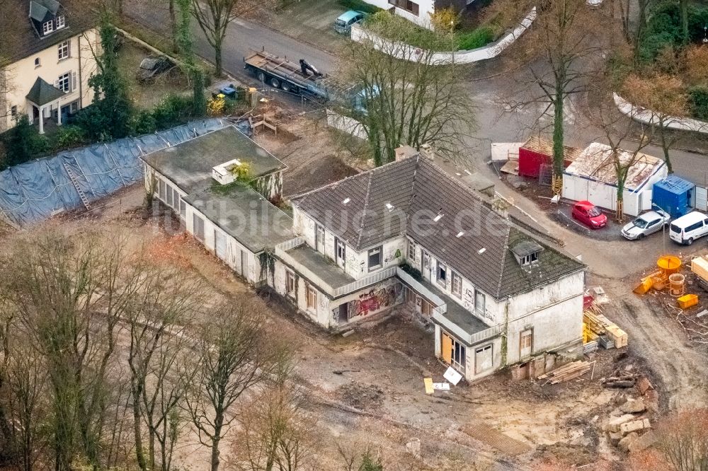 Luftaufnahme Duisburg - Abrißfläche der Henle - Villa am Kaiserberg in Duisburg im Bundesland Nordrhein-Westfalen