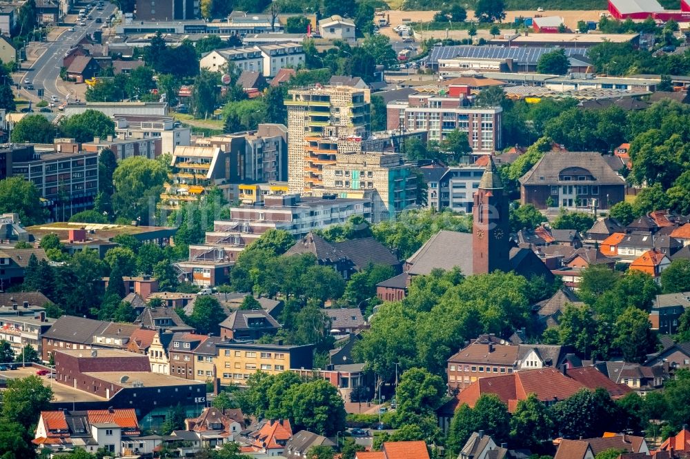 Kamp-Lintfort aus der Vogelperspektive: Abrißfläche des Hochhaus - Gebäudes Bunten Riesen in Kamp-Lintfort im Bundesland Nordrhein-Westfalen, Deutschland