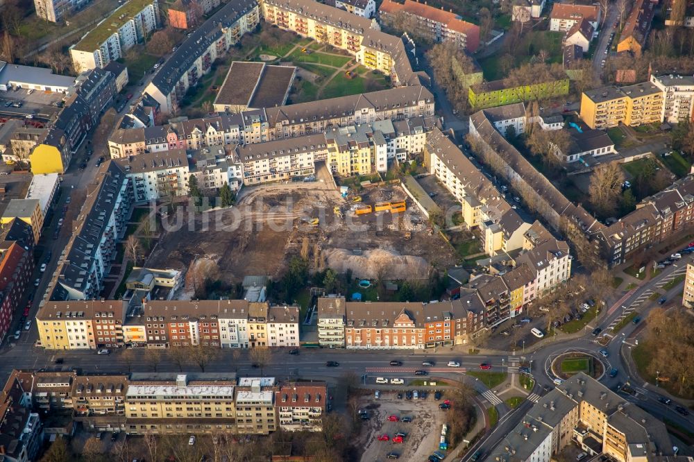 Luftbild Duisburg - Abrißfläche und Neubaugelände Duisserner Höfe am Duisserner Platz in Duisburg im Bundesland Nordrhein-Westfalen