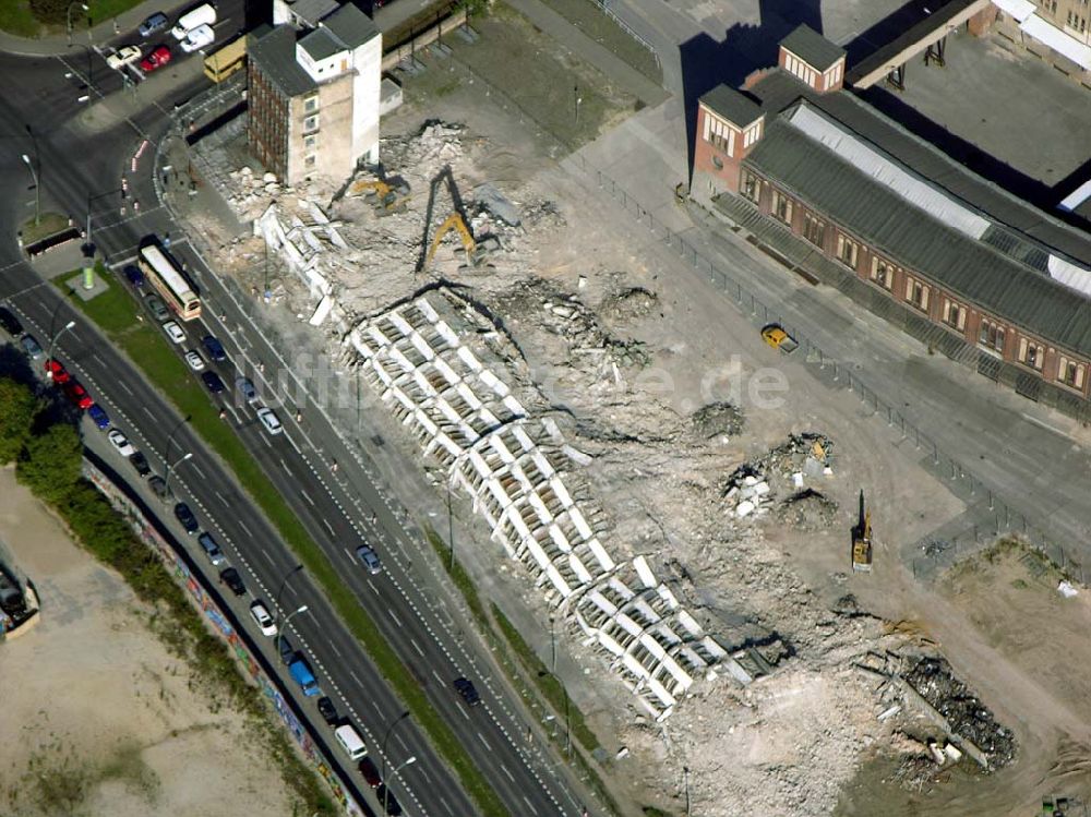 Luftbild Berlin - Abrißflächen am Postbahnhof am Ostbahnhof