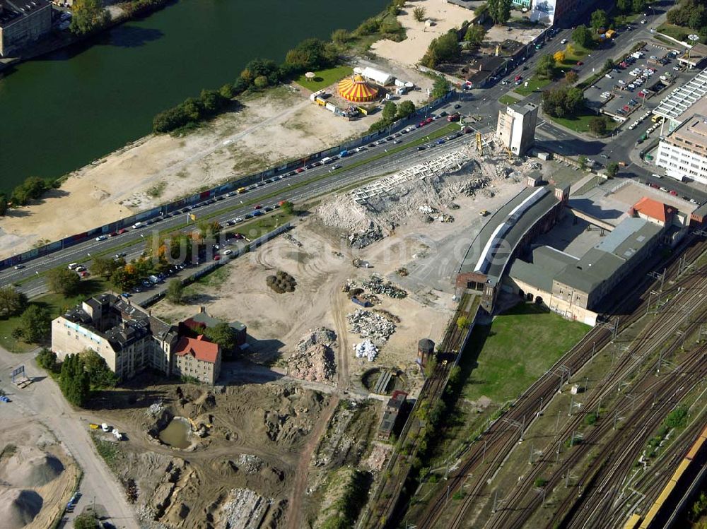 Luftaufnahme Berlin - Abrißflächen am Postbahnhof am Ostbahnhof