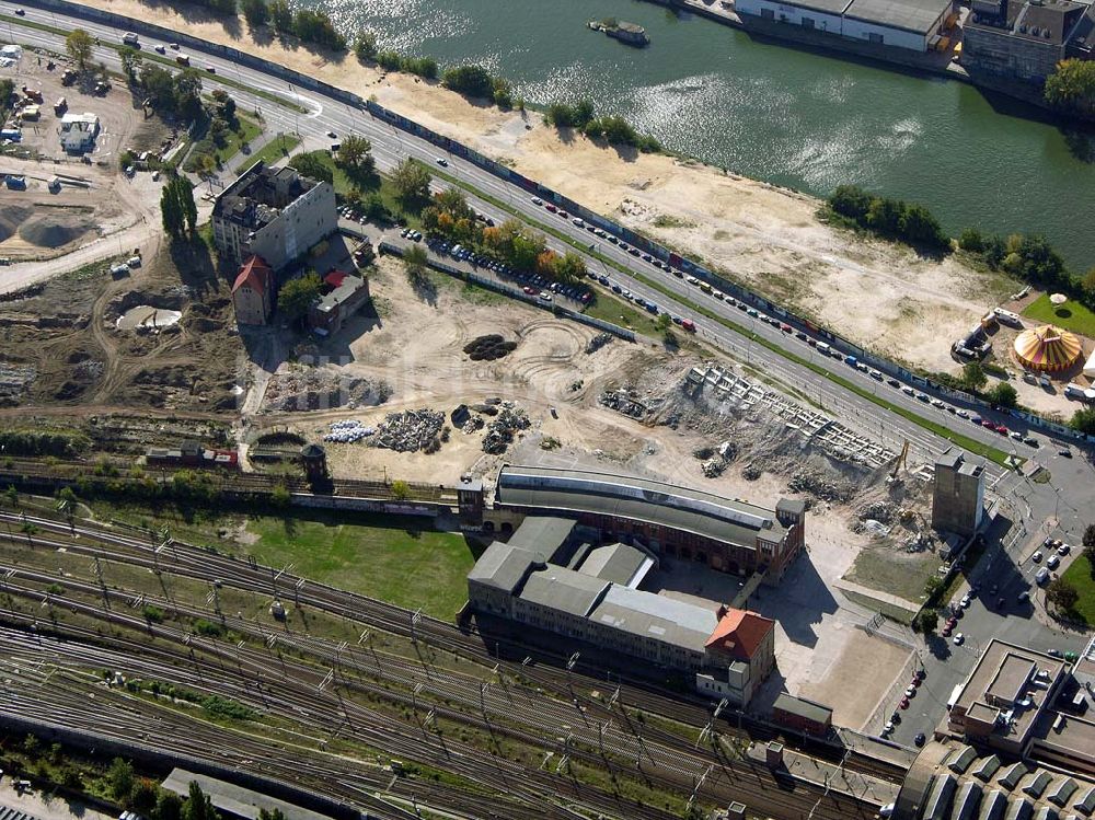 Berlin aus der Vogelperspektive: Abrißflächen am Postbahnhof am Ostbahnhof