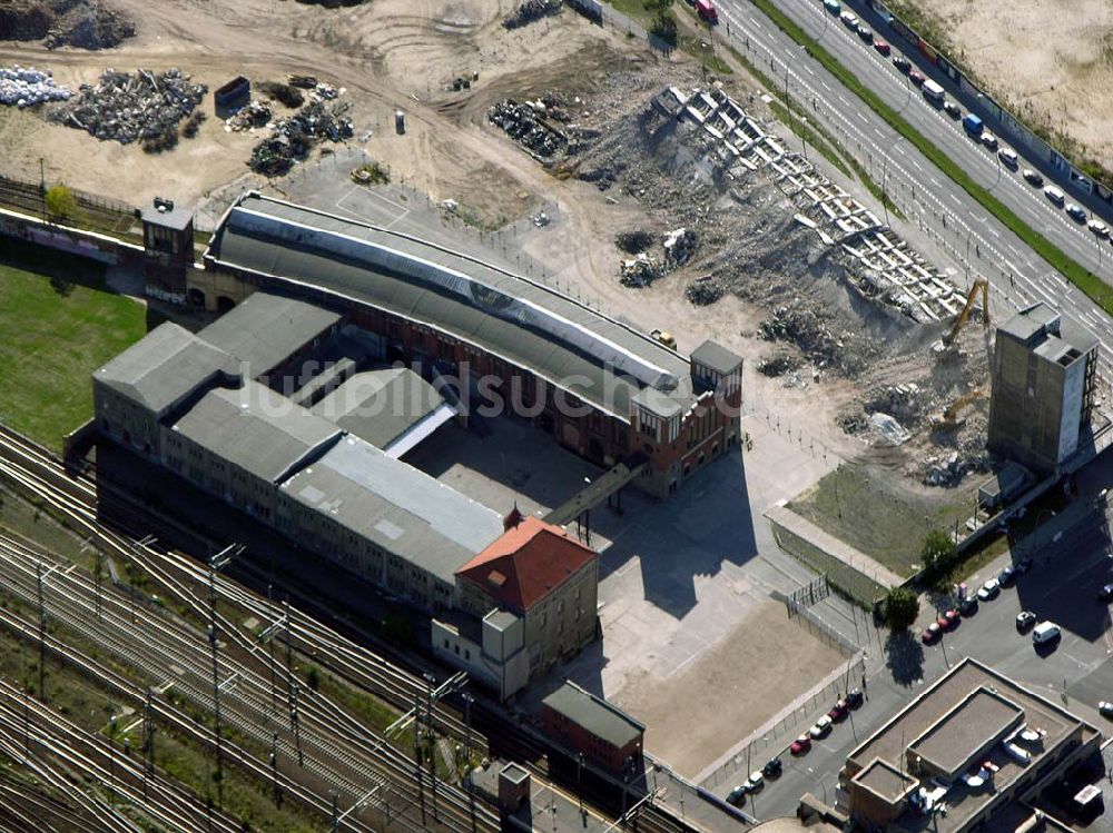 Luftbild Berlin - Abrißflächen am Postbahnhof am Ostbahnhof