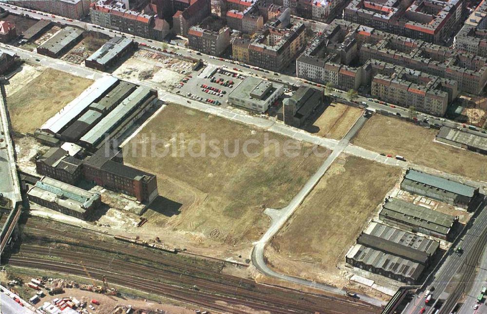 Luftaufnahme Berlin - Abrißgelände des ehem. Fleischof Berlin an der Storkower Straße