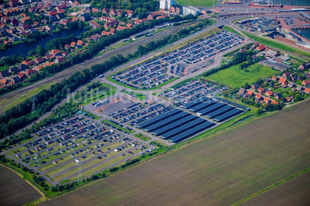 Luftaufnahme Norden - Abstellflächen und Freiflächen P1 Norddeich Inselparker in Norden im Bundesland Niedersachsen, Deutschland