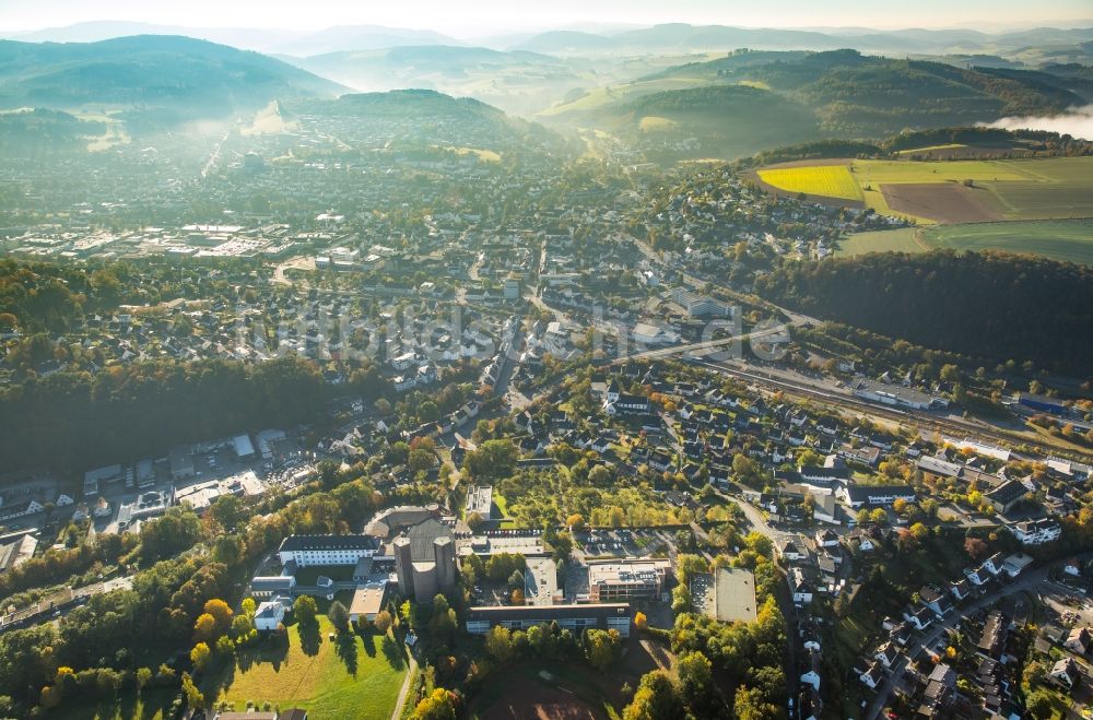 Meschede von oben - Abtei Königsmünster in Meschede im Bundesland Nordrhein-Westfalen