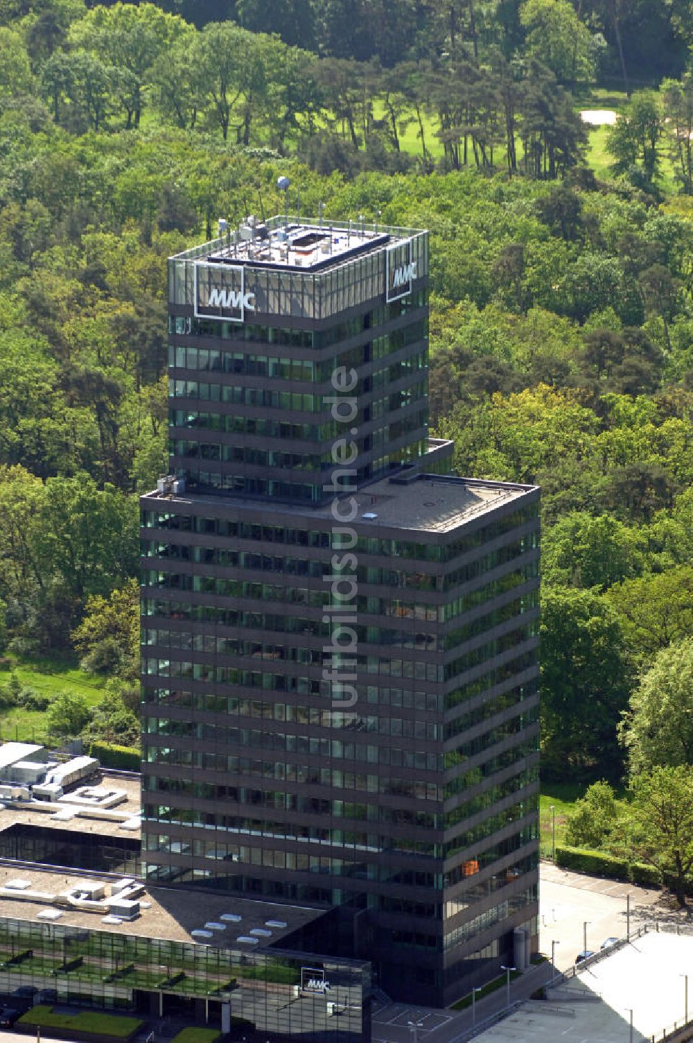 Frankfurt am Main von oben - Access Tower
