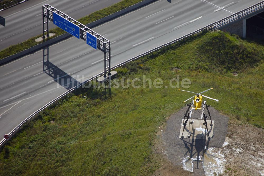 Luftbild Kamen - ADAC- Denkmal am Autobahnkreuz Kamener Kreuz im Nordosten des Ruhrgebietes bei Kamen