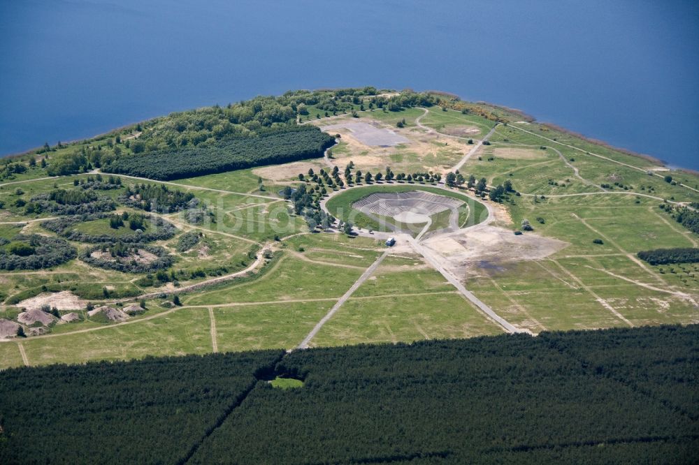 Bitterfeld aus der Vogelperspektive: Agora Theater auf der Halbinsel Pouch in Bitterfeld im Bundesland Sachsen-Anhalt