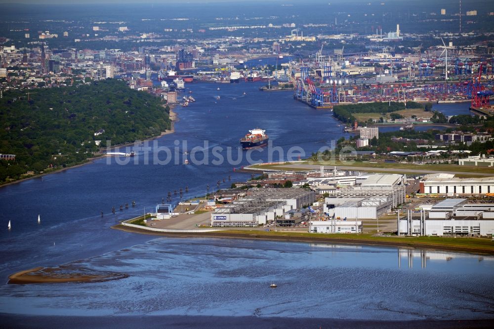 Luftaufnahme Hamburg - Airbus Produktionsgelände und Werksflughafen Finkenwerder in Hamburg