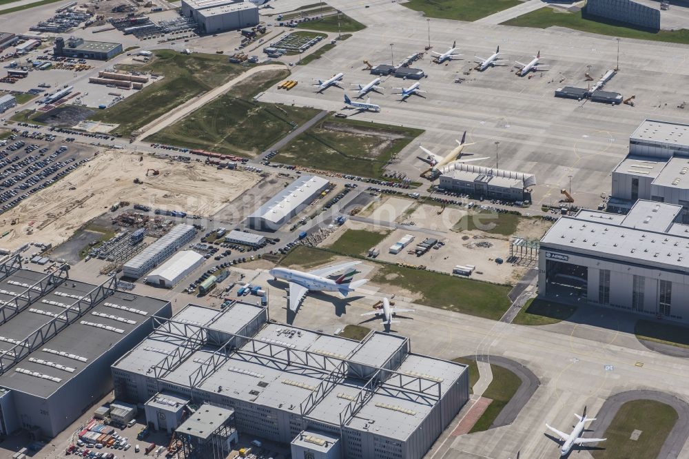 Luftaufnahme Hamburg - Airbus Produktionsgelände und Werksflughafen Finkenwerder in Hamburg