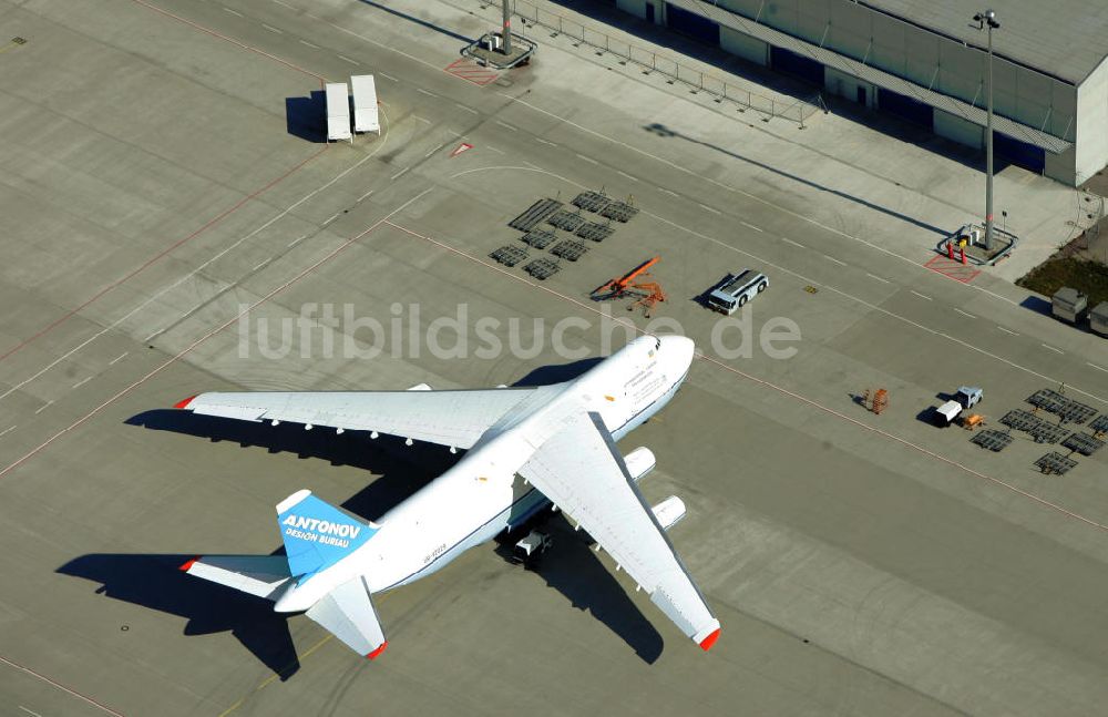 Schkeuditz von oben - Airport Leipzig-Halle auch Flughafen Schkeuditz genannt