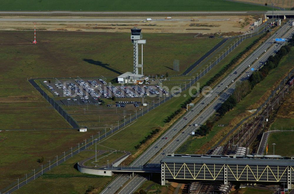 Schkeuditz aus der Vogelperspektive: Airport Leipzig-Halle auch Flughafen Schkeuditz genannt