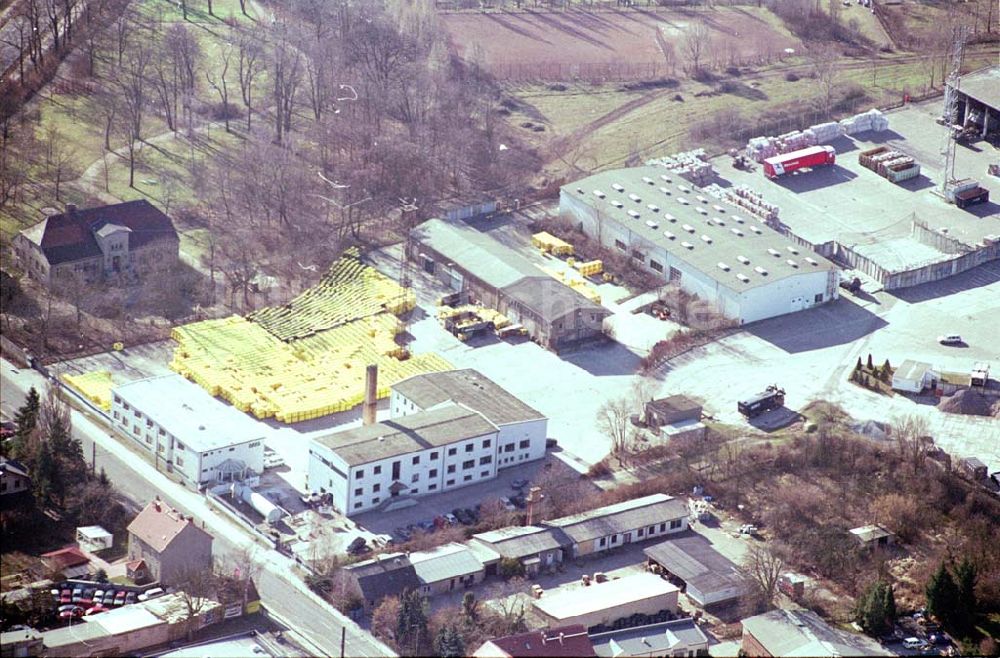 Berlin-Mahlsdorf von oben - ALBA-Recycling-Center an der B1 in Mahlsdorf