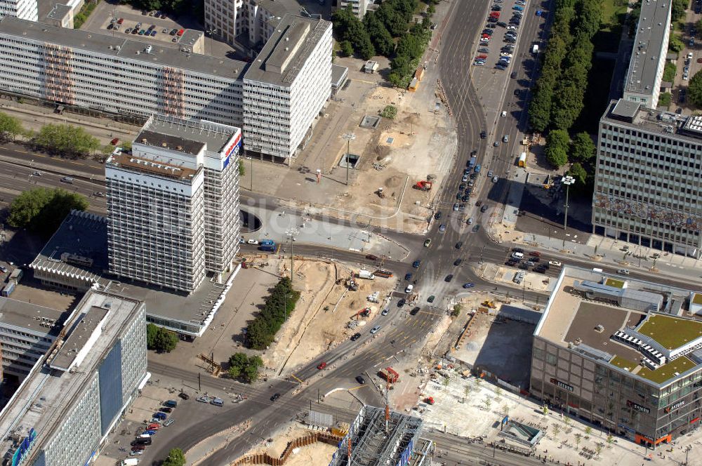 Berlin aus der Vogelperspektive: Alexanderplatz in Berlin-Mitte