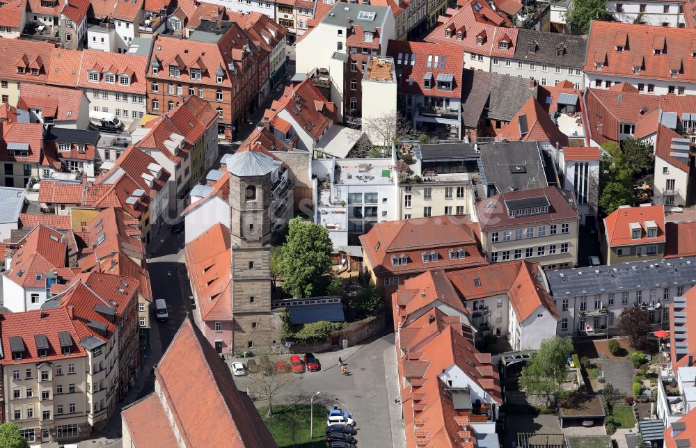 Erfurt von oben - Altbau- Brückenkomplex Krämerbrücke Erfurt über die Gera im Ortsteil Altstadt in Erfurt im Bundesland Thüringen, Deutschland