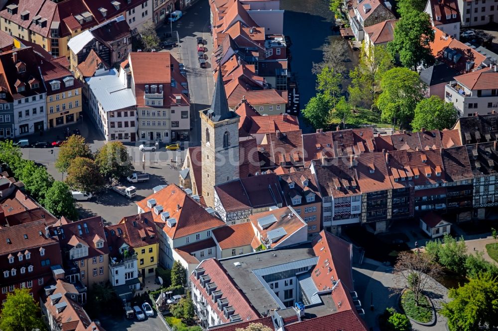 Luftbild Erfurt - Altbau- Brückenkomplex Krämerbrücke Erfurt über die Gera im Ortsteil Altstadt in Erfurt im Bundesland Thüringen, Deutschland