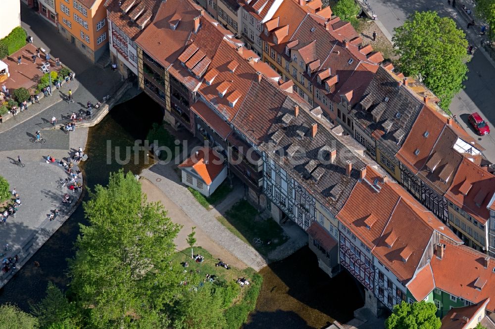 Luftbild Erfurt - Altbau- Brückenkomplex Krämerbrücke Erfurt über die Gera im Ortsteil Altstadt in Erfurt im Bundesland Thüringen, Deutschland