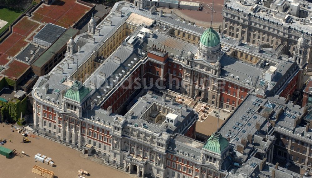 Luftaufnahme London - Altbau des Verteidigungsministeriums Ministry of Defence in London, Großbritannien