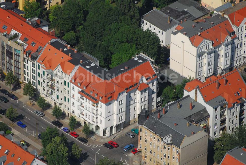 Leipzig aus der Vogelperspektive: Altbausanierung in der Leipziger Südvorstadt an der Windscheidtstraße Ecke Scheffelstraße