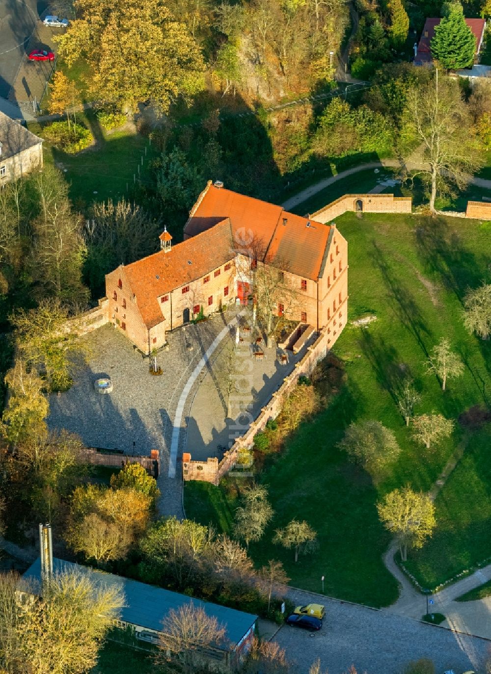 Penzlin von oben - Alte Burg Penzlin im Bundesland Mecklenburg-Vorpommern