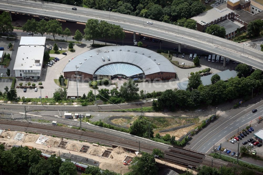 Mainz aus der Vogelperspektive: Alte Lokhalle im Stadtteil Mombach in Mainz im Bundesland Rheinland-Pfalz