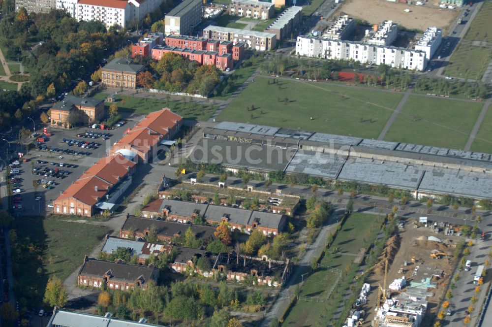 Luftaufnahme Berlin - Alte Schlachthofhallen an der August-Lindemann-Straße in Berlin-Friedrichshain