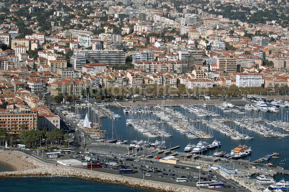 Luftaufnahme Cannes - Alter Hafen von Cannes in Frankreich