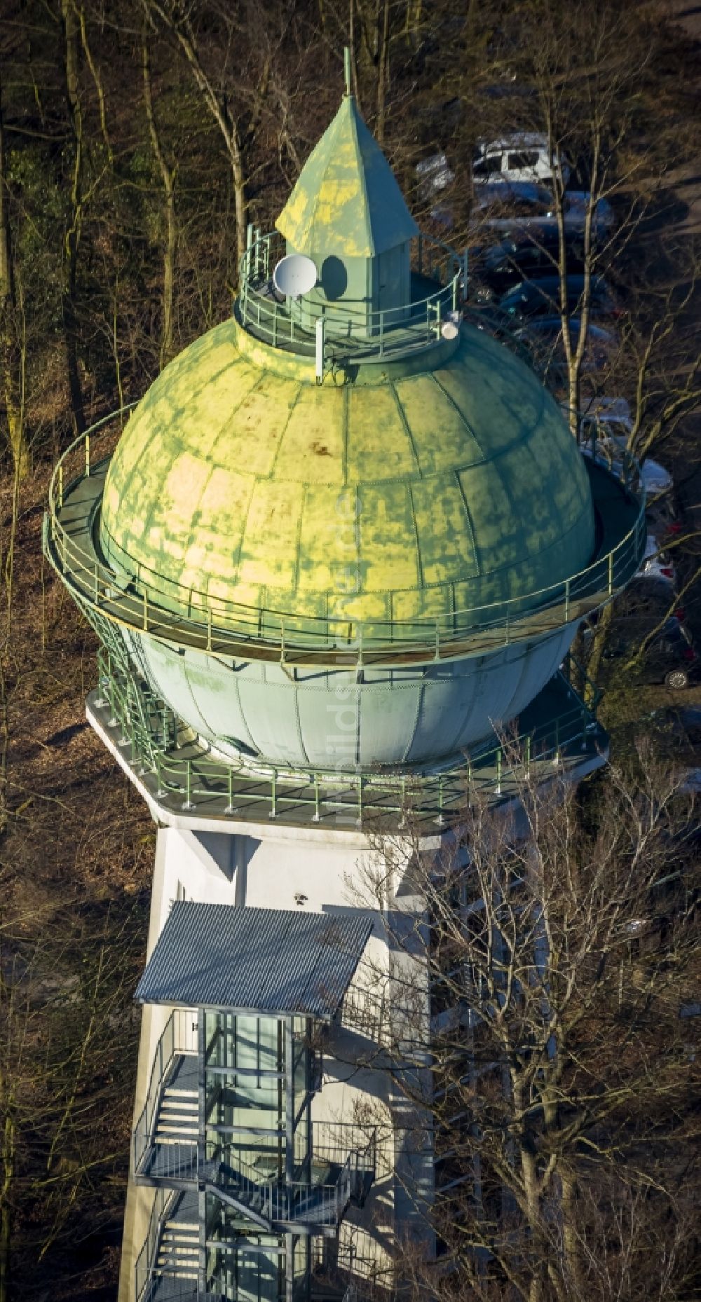 Essen von oben - Alter Wasserturm im Stadtteil Bredeney am Walter-Sachse-Weg in Essen im Bundesland Nordrhein-Westfalen