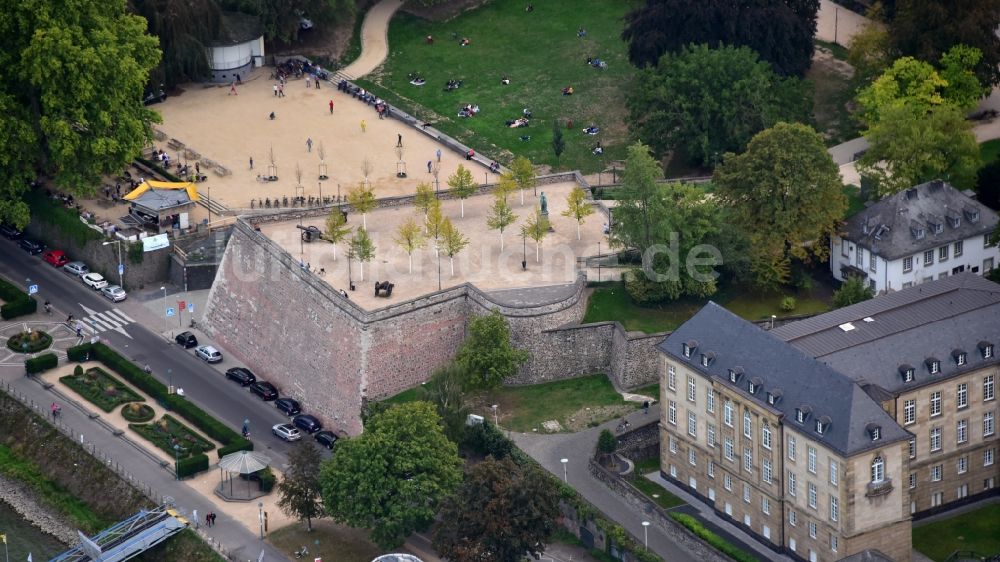 Bonn aus der Vogelperspektive: Alter Zoll am Brassertufer in Bonn im Bundesland Nordrhein-Westfalen, Deutschland