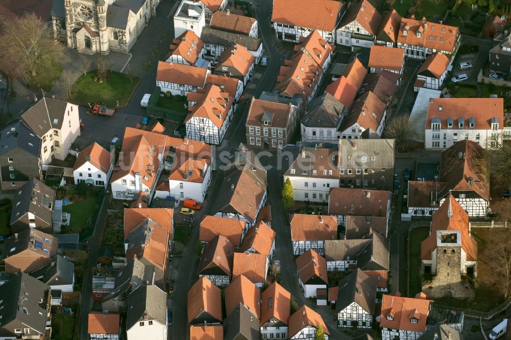 Luftaufnahme Herten - Altes Dorf an der Pfarrkirche St. Martinus im Stadtteil Alt-Westerholt von Herten in Nordrhein-Westfalen