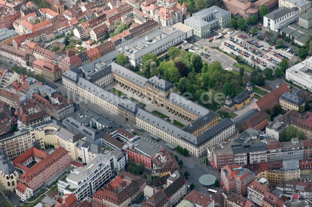 Würzburg von oben - Altes historisches Krankenhaus in Würzburg im Bundesland Bayern