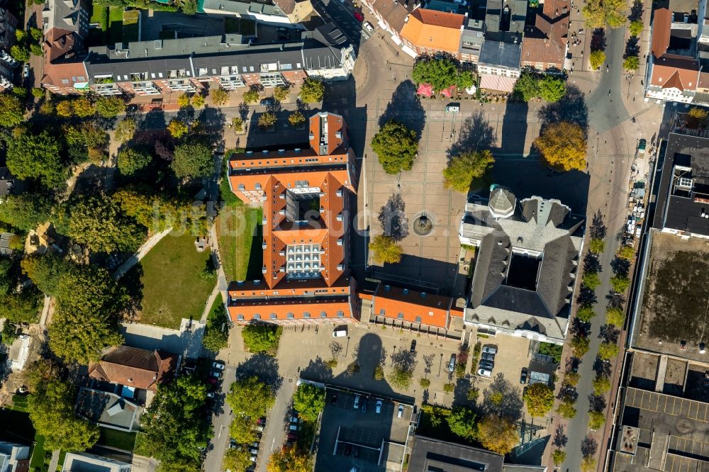 Luftbild Gladbeck - Altes Rathaus und Neues Rathaus in Gladbeck im Bundesland Nordrhein-Westfalen