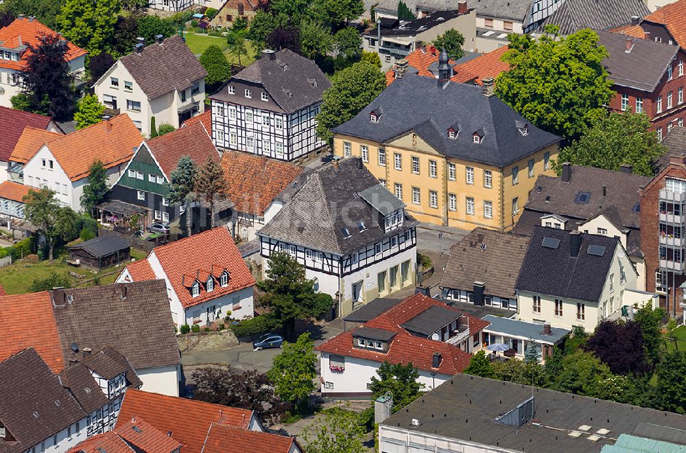 Rüthen aus der Vogelperspektive: Altes Rathaus von Rüthen im Sauerland in Nordrhein- Westfalen